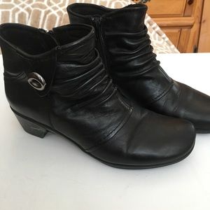 Earth Origin Black Leather Boots